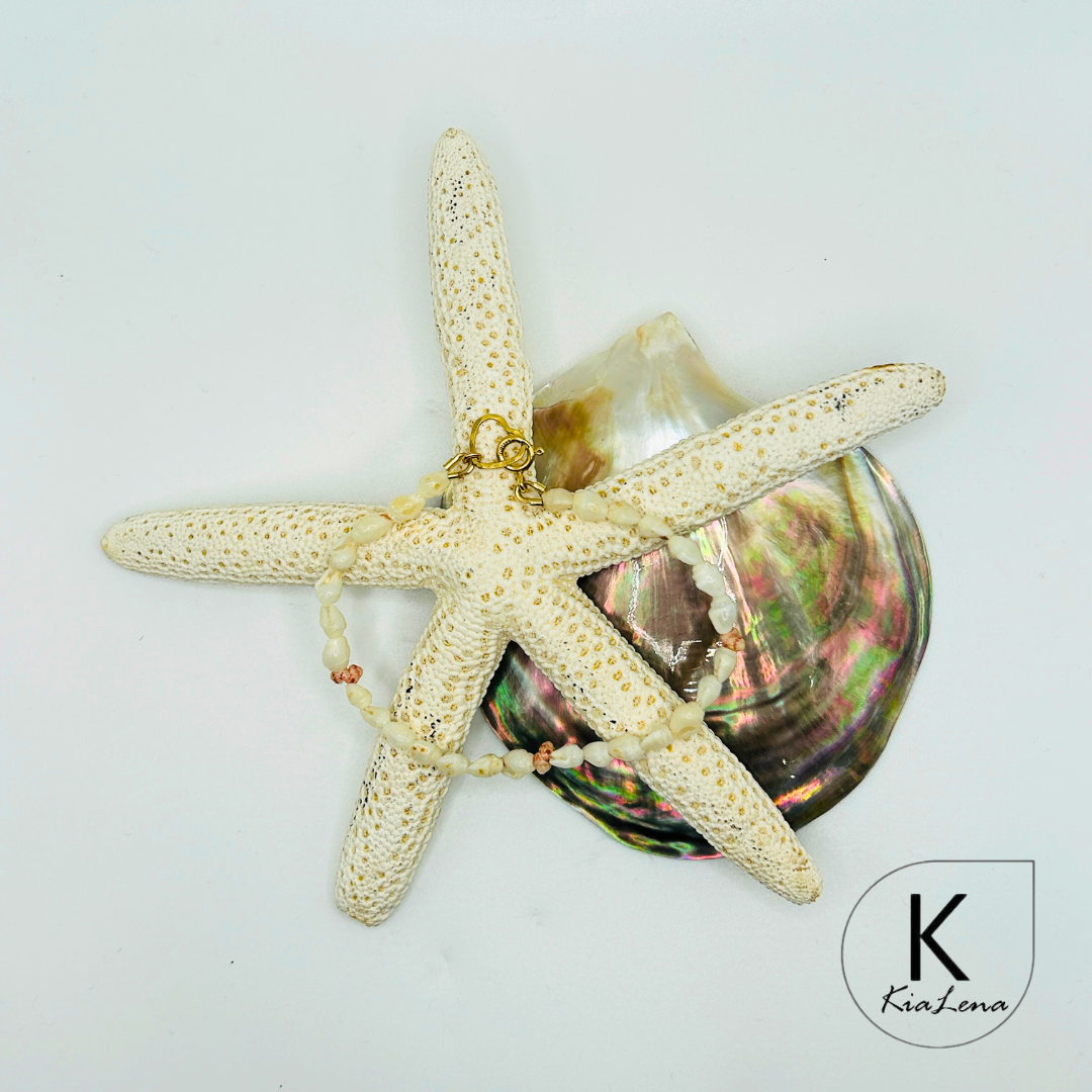 Momi and Kahelelani Ni'ihau Shell Bracelet