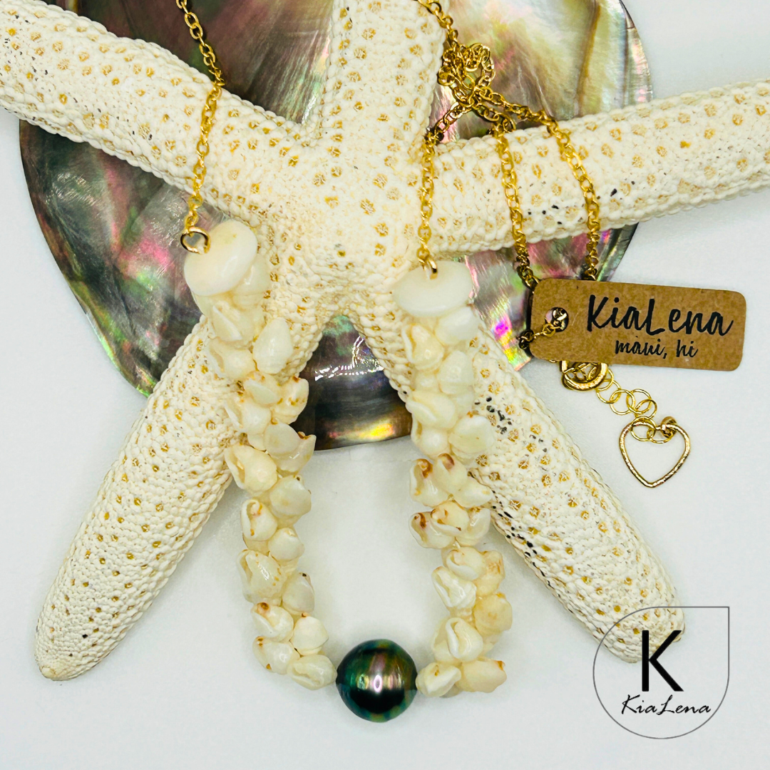 20 1/4" - 22 1/4" Ni'ihau Shell with Tahitian Pearl Necklace