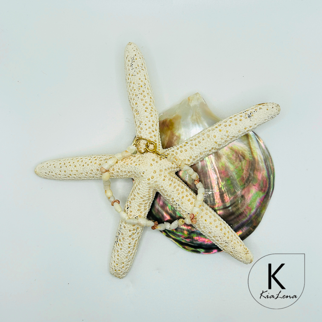 Momi and Kahelelani Ni'ihau Shell Bracelet