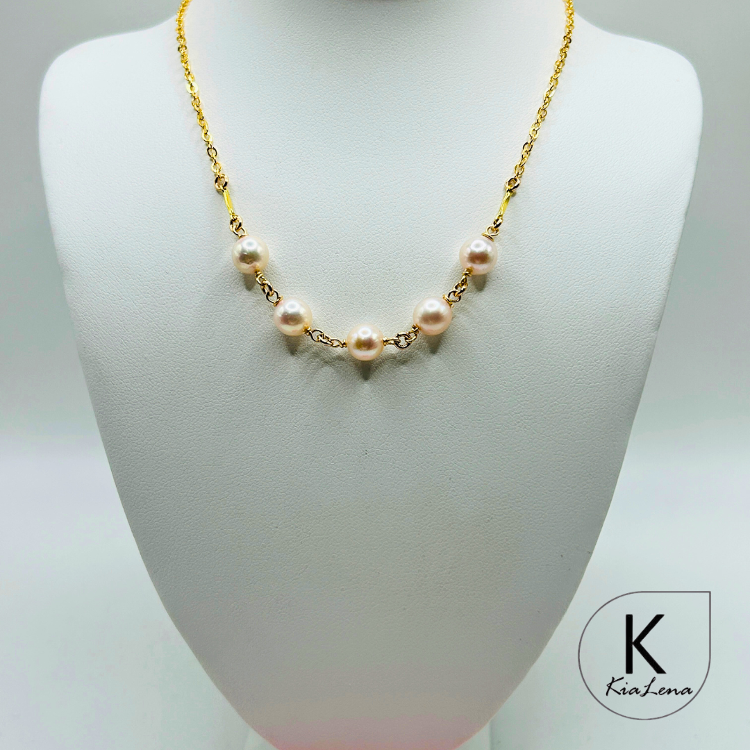 19 1/4" 5  Japanese Akoya Pearl Necklace
