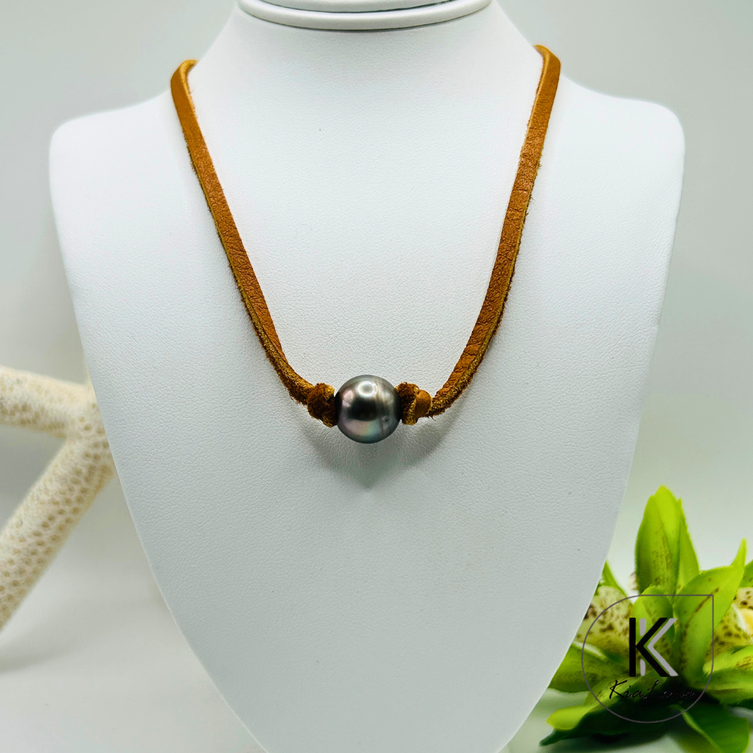 Solitaire Tahitian Pearl with Deer Hide Necklace